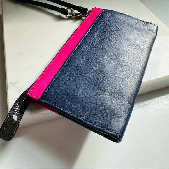 Coach Legacy LeatherColor Block Zippy Wallet Navy/Fuchsia - Picture 5 of 13